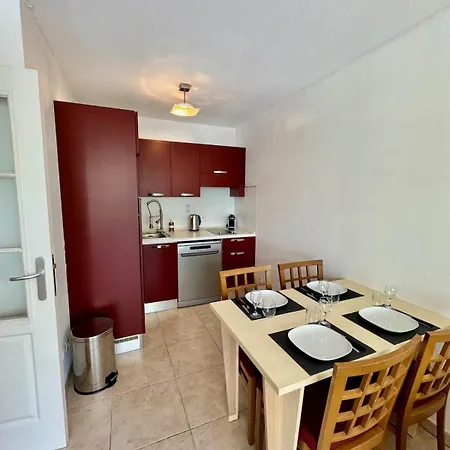 Daire 2 Pieces Bord De - Parking-clim-piscine Villeneuve-Loubet